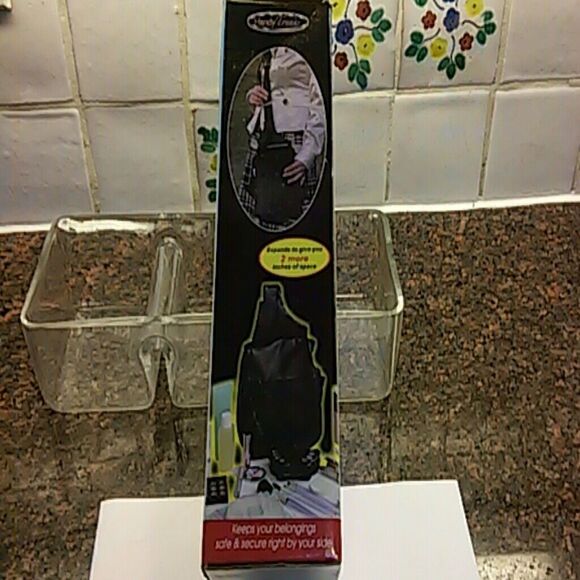 Perfect Organizing Bag... New In Box - Picture 4 of 4